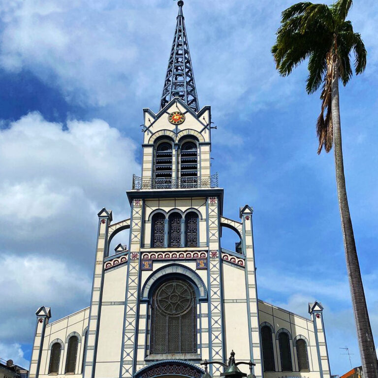 Martinique : un prêtre en détention provisoire pour viol sur mineur