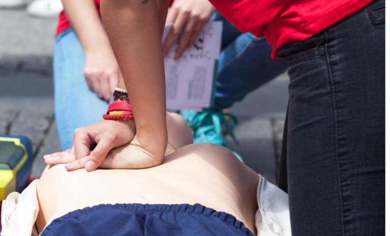 Formation aux premiers secours par la protection civile de Martinique