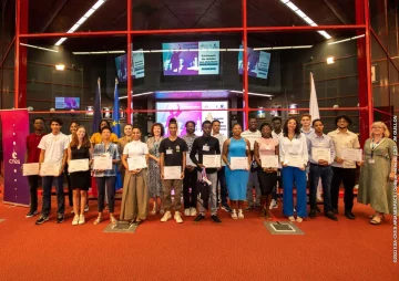 CNES_5750_Ceremonie-remise-de-bourses_Jup2_208.jpg